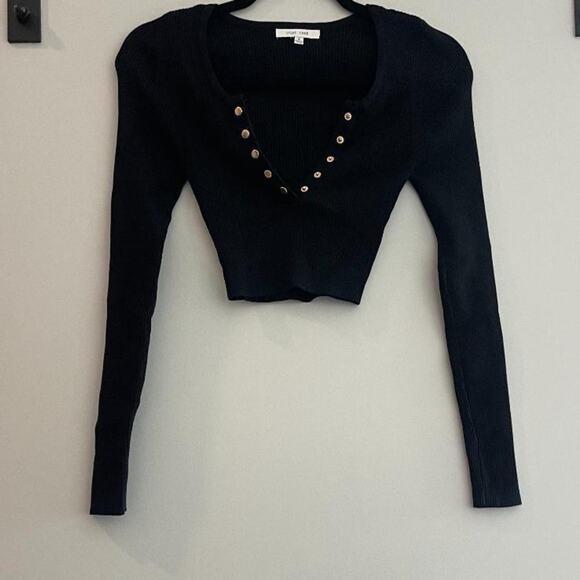 Black Long Sleeves Crop Top - Picture 2 of 3